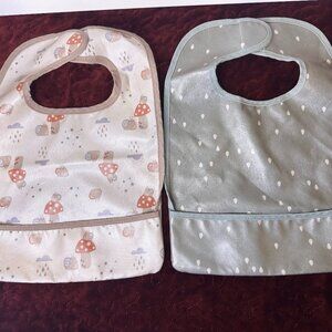 2 Pack Bibs with Food Catcher - Baby Toddler - AC047